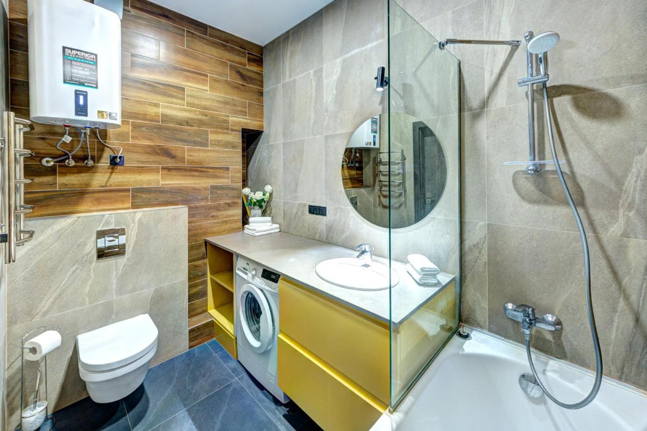 Apartment On The Street. Evgeniya Konovalets, 36B Kyiv Exterior photo
